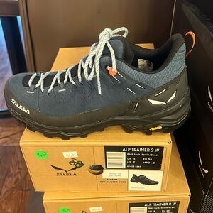 Salewa Women’s ALP TRAINER 2